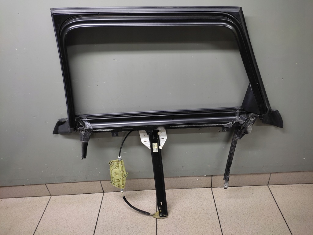 фото №5, Audi a6 c6 kombi подъемник стекло правый задняя