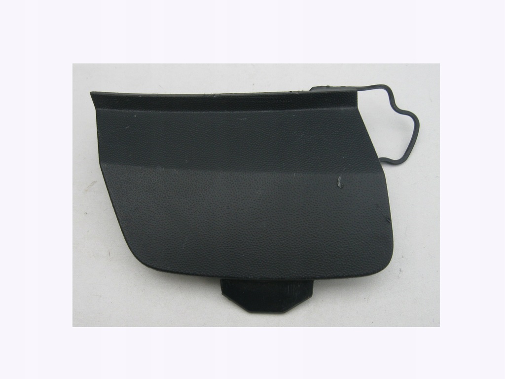 фото №1, Заглушка фаркоп бампера задняя vw jetta lift 15-18