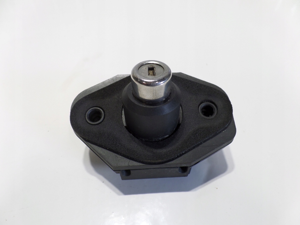 фото №1, Bmw 7 f01 f02 замок крышки багажника 7194181