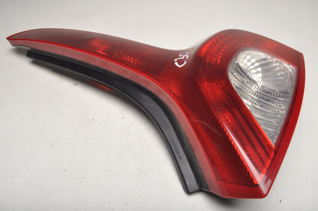 фото №1, Volvo c30 лампа правая задняя правый задняя 31213914