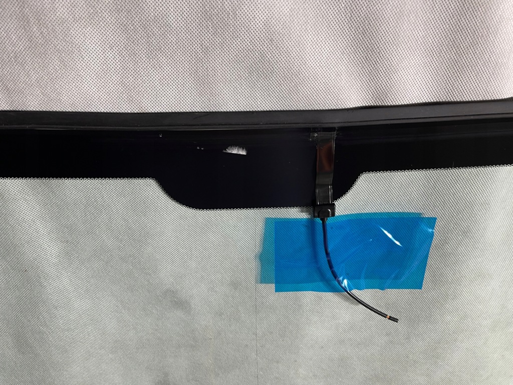 фото №4, Aston martin rapide sedan скло передня nowa po 2010-