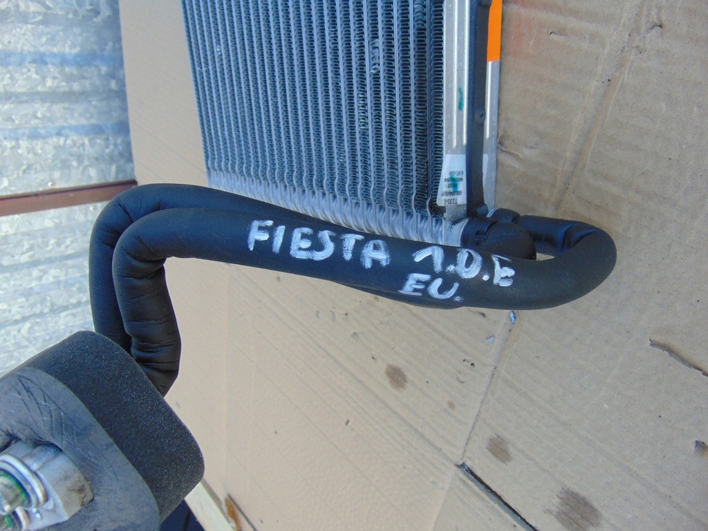 фото №10, Радиатор отопителя ford fiesta mk7 lift europa