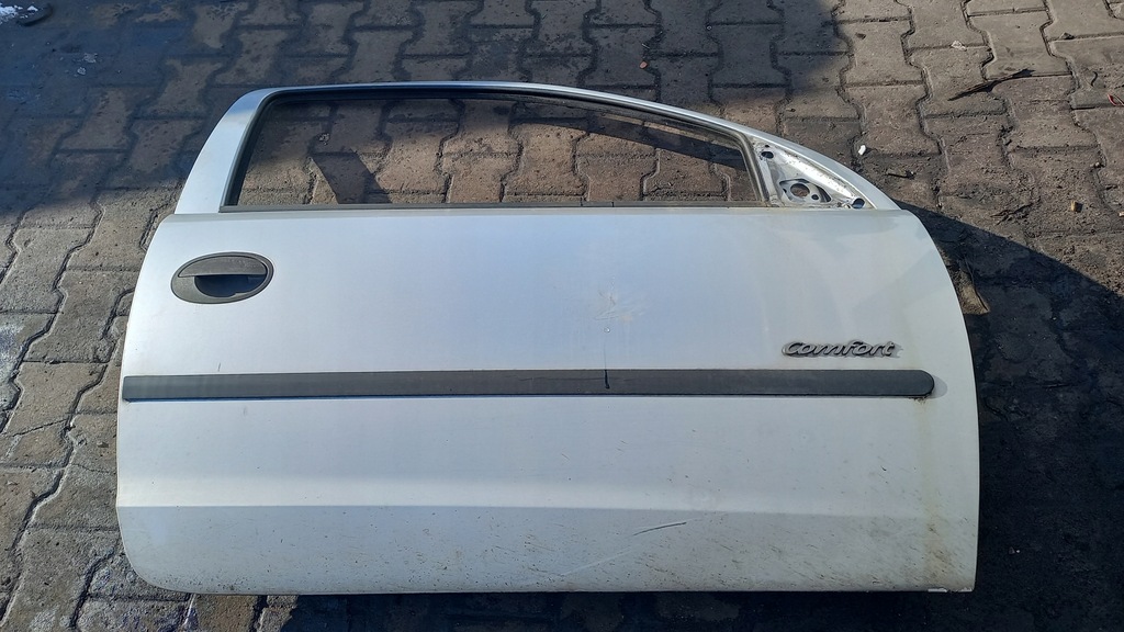 фото №1, Дверь правое перед opel corsa c 01r 3 d