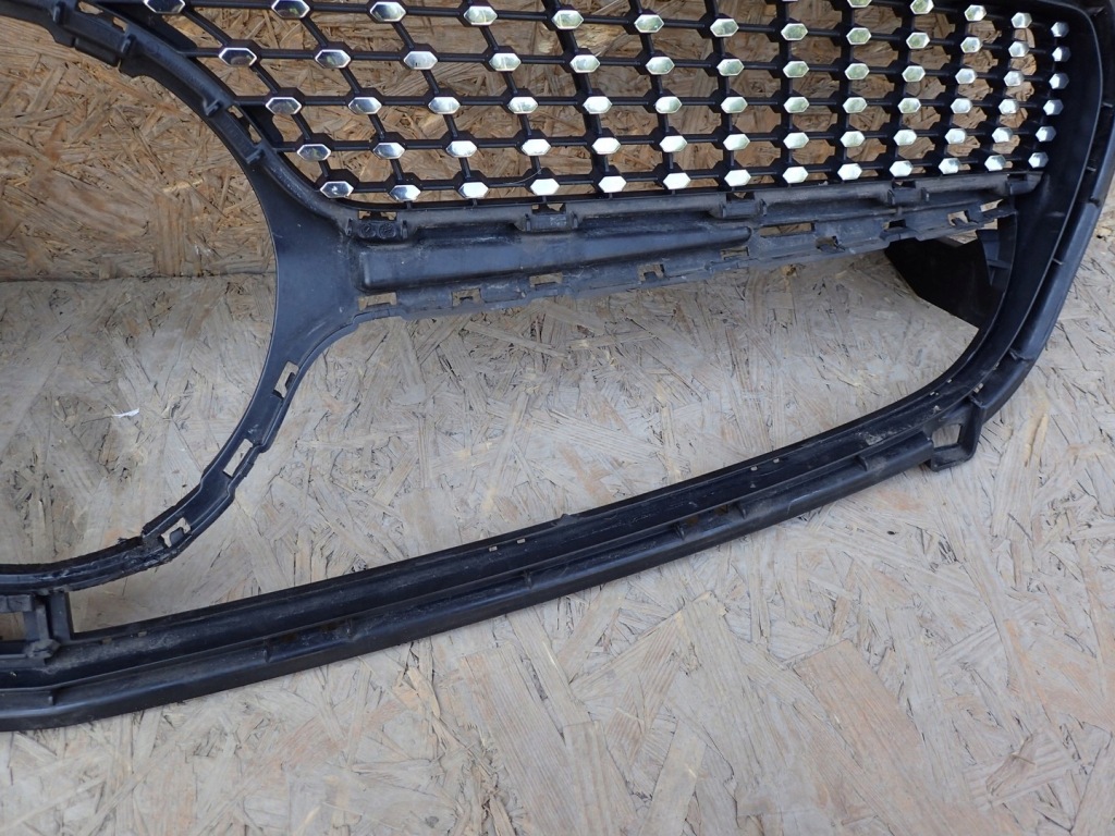 фото №3, Решітка радіатора решітка радіатора решітка радіатора mercedes a klasa 176 amg diamond