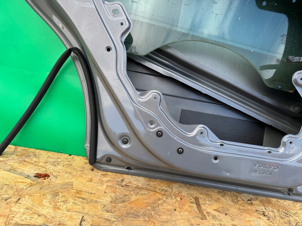 фото №13, Двері ліва задні задня volvo s40 ii 2004- лак: 462-46 120um europa sedan