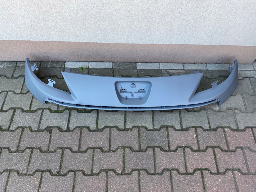 фото №1, Peugeot partner 08 - решітка радіатора накладка бампер верхній