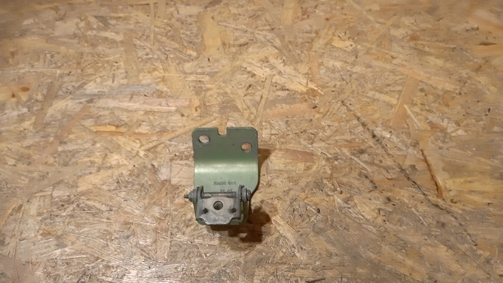 фото №1, Citroen c3 pluriel петля кришки комплект