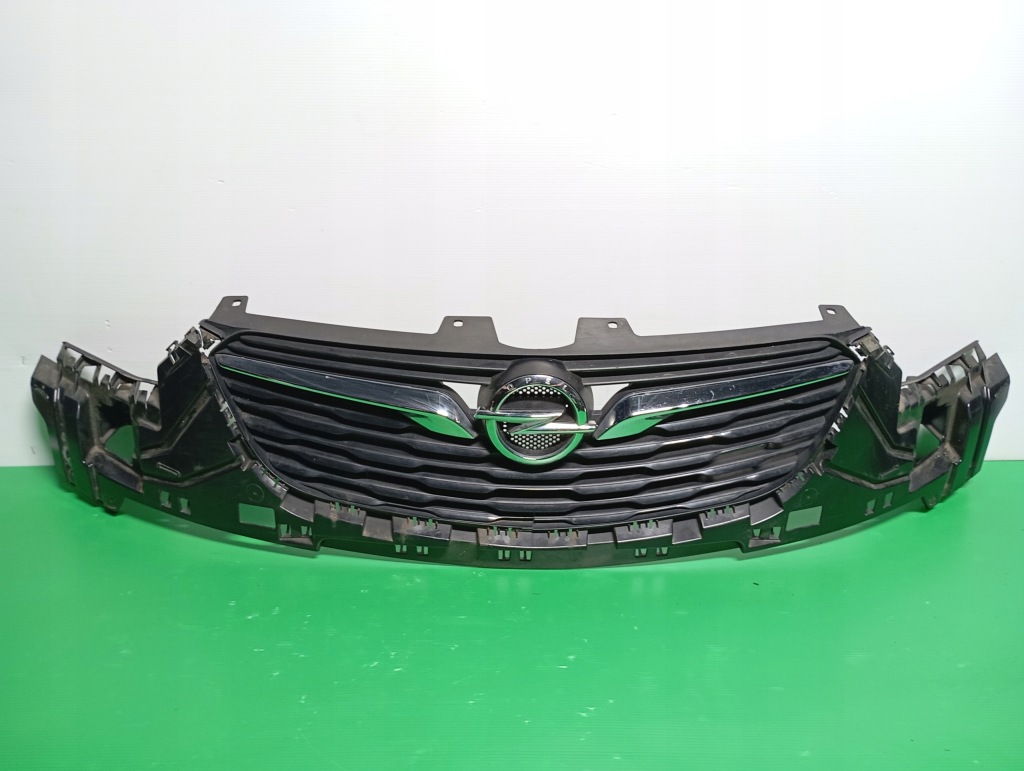 фото №1, Решітка радіатора решітка радіатора решітка бампера opel crossland x 475498858 / 39097382