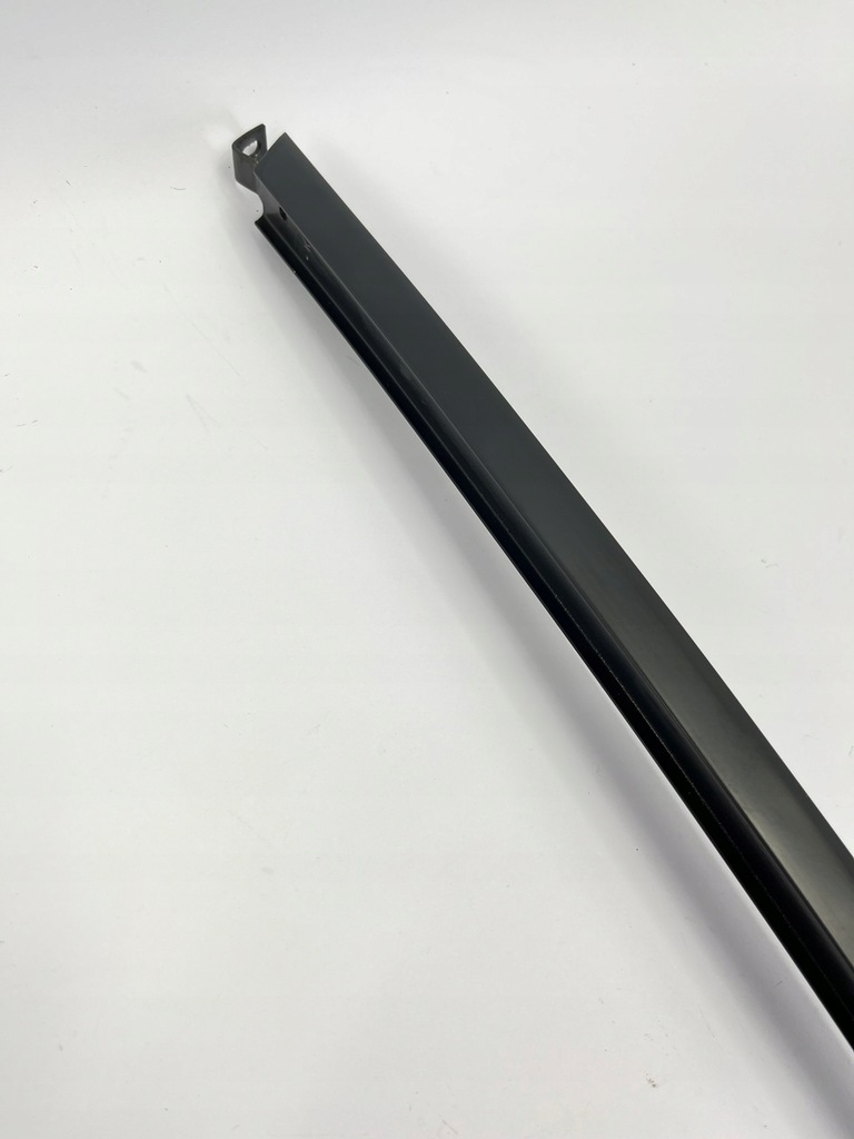 фото №6, Молдинг рамка стекло правый задняя mercedes w201 190