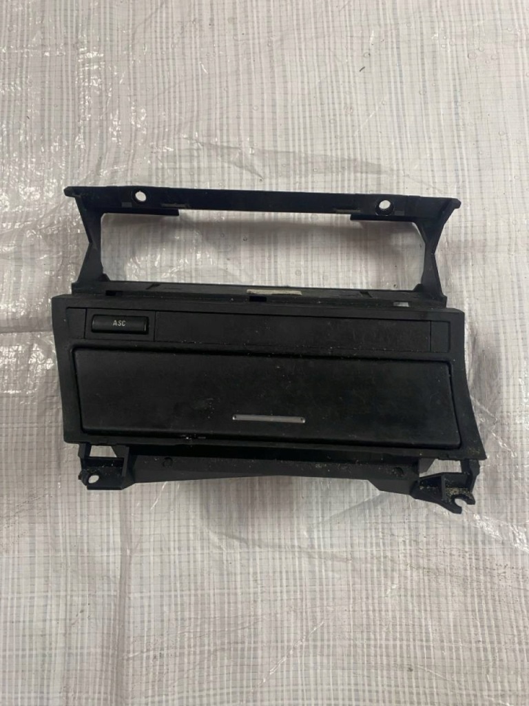 фото №1, Bmw e46 бардачок консолі центральної 8202178