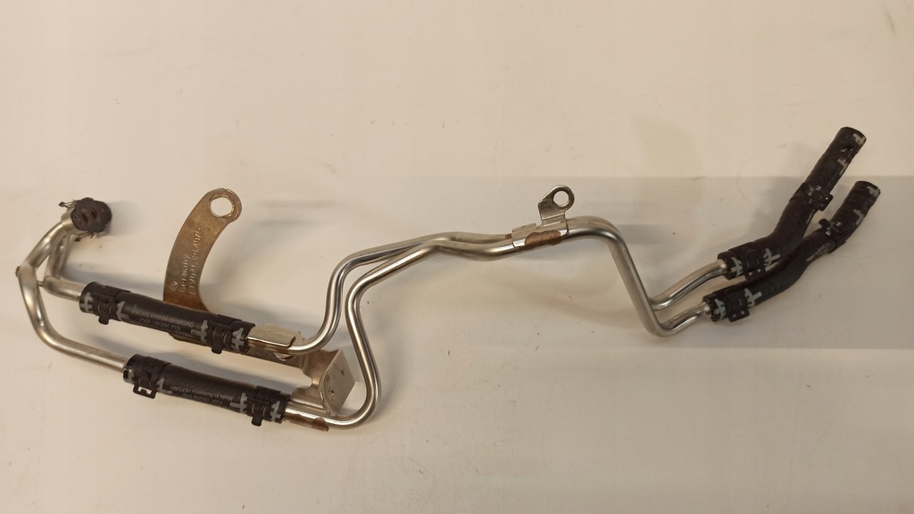 фото №1, Skoda karoq 2020 труба wąż шланг wody 04c122447n