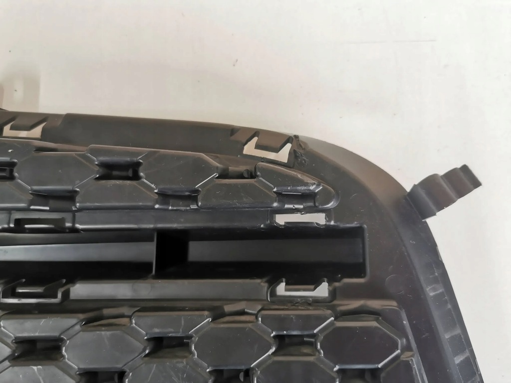 фото №13, Решітка бампера передній jaguar xe ліва 357.