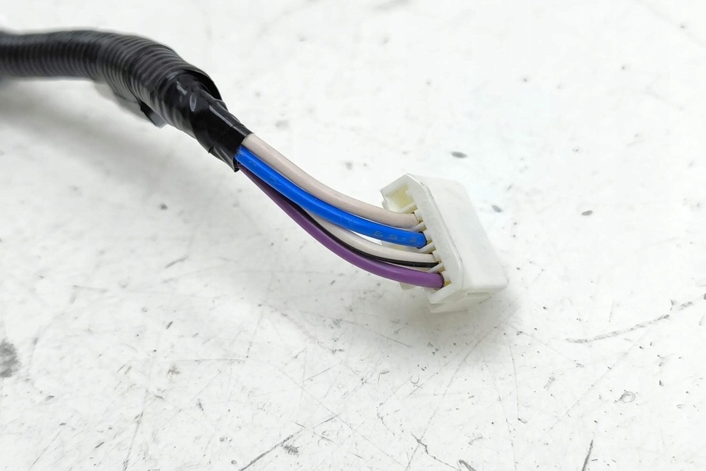 фото №10, Жгут кабели toyota corolla sedan _e15_ 8219102370c 1.8l 2021