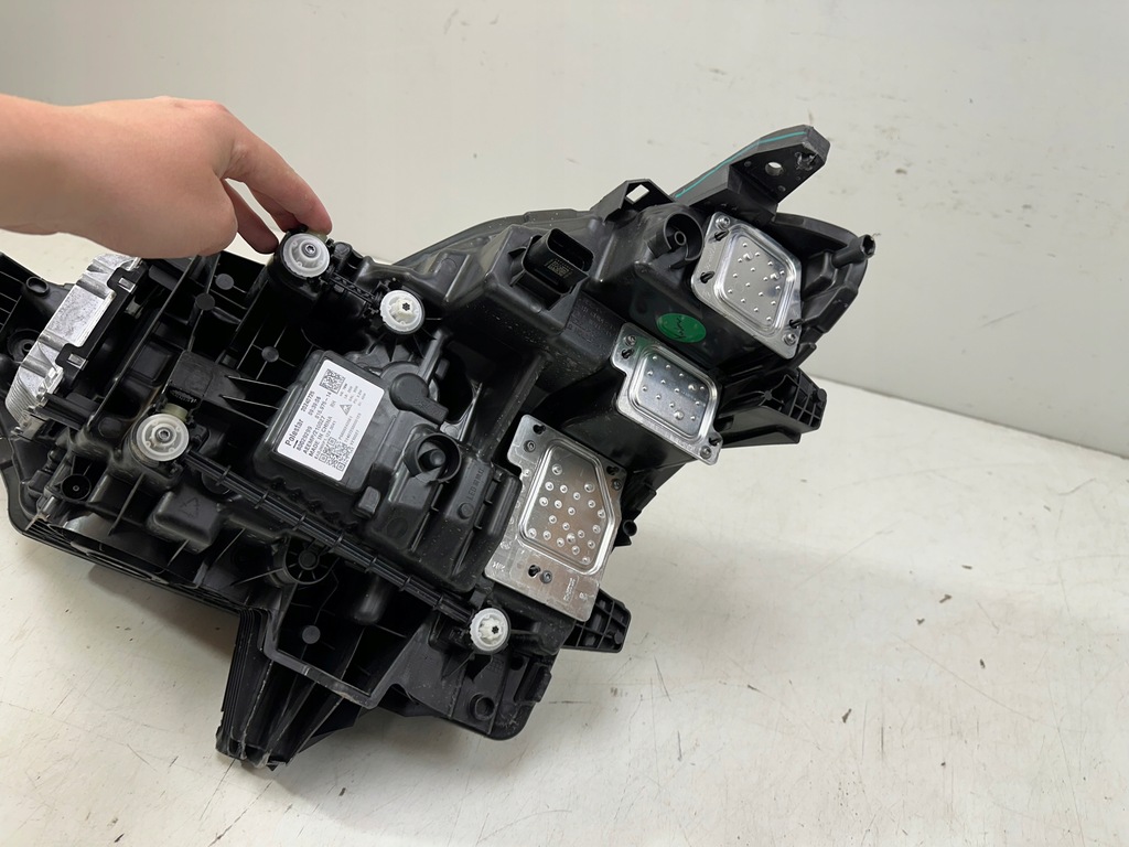 фото №15, Лампа права перед polestar 4 iv full led 80029299