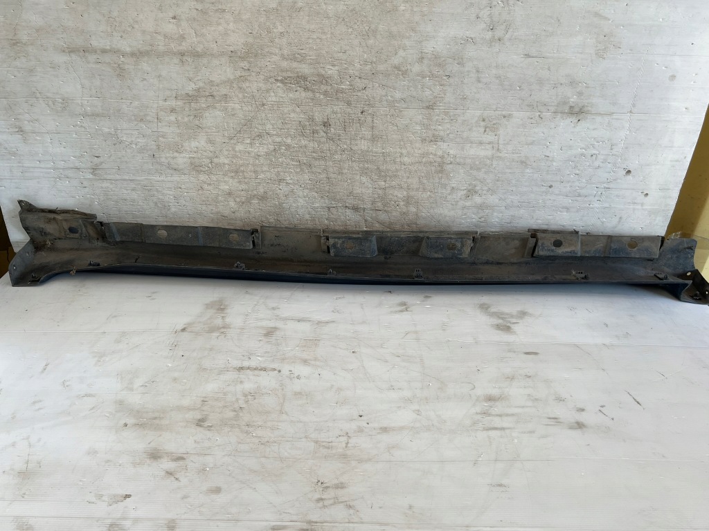 Купить Toyota avensis накладка  порог правая порог правый  75851-05050