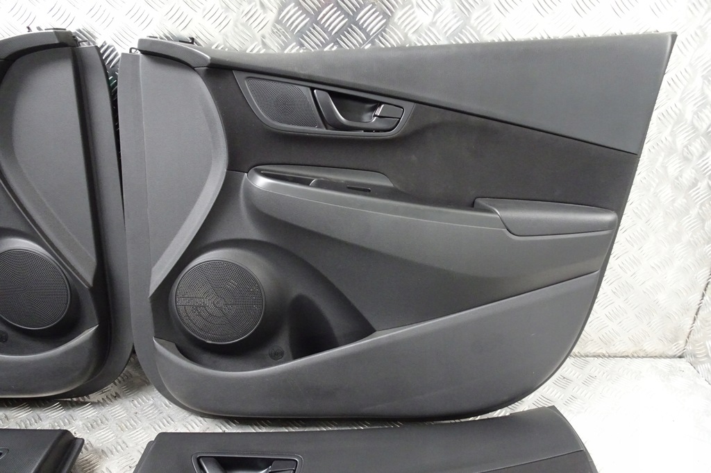 фото №6, Hyundai kona обшивка двері задніх передніх