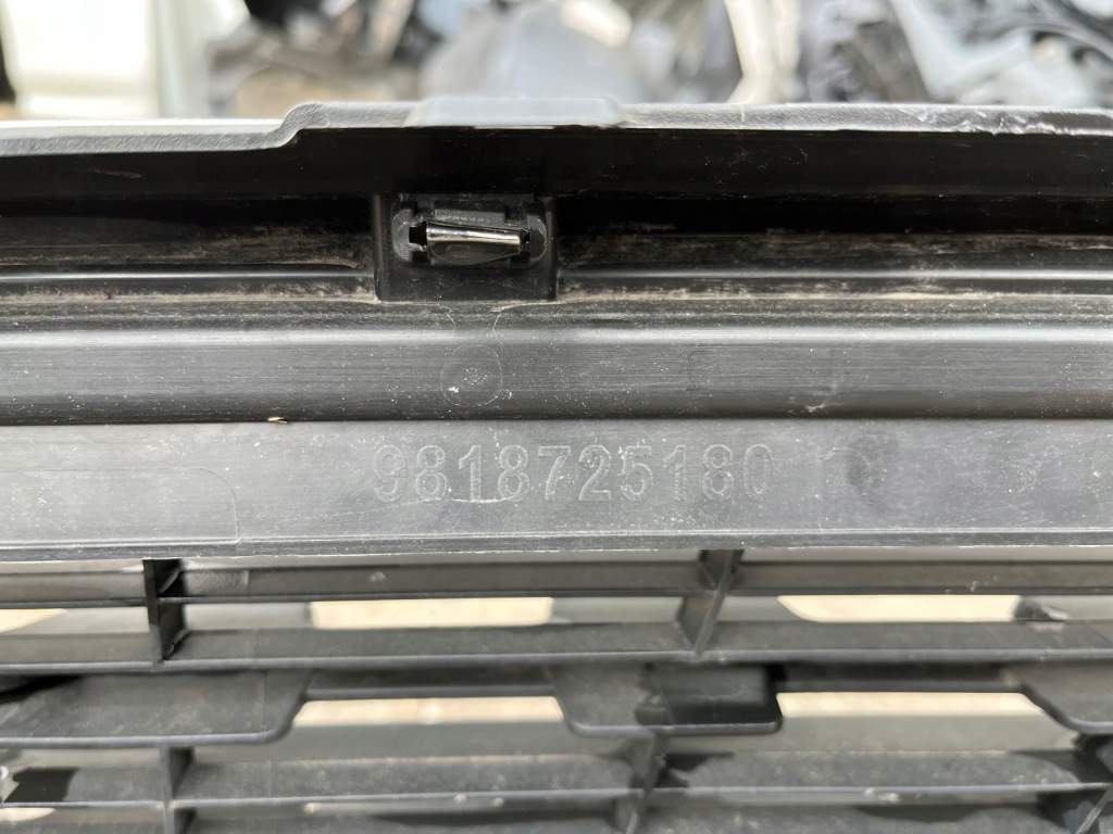 Купить Бампер передний peugeot 308 t9 рестайлинг  решётка радиатора