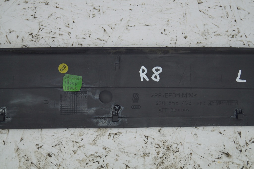 фото №9, Накладка порог правая audi r8 420 420853492
