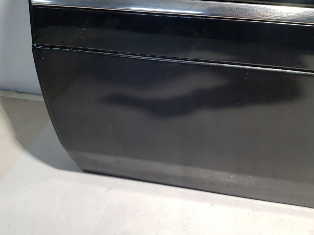 Двері лівий задній mercedes ml w164 c197 197 Ціна