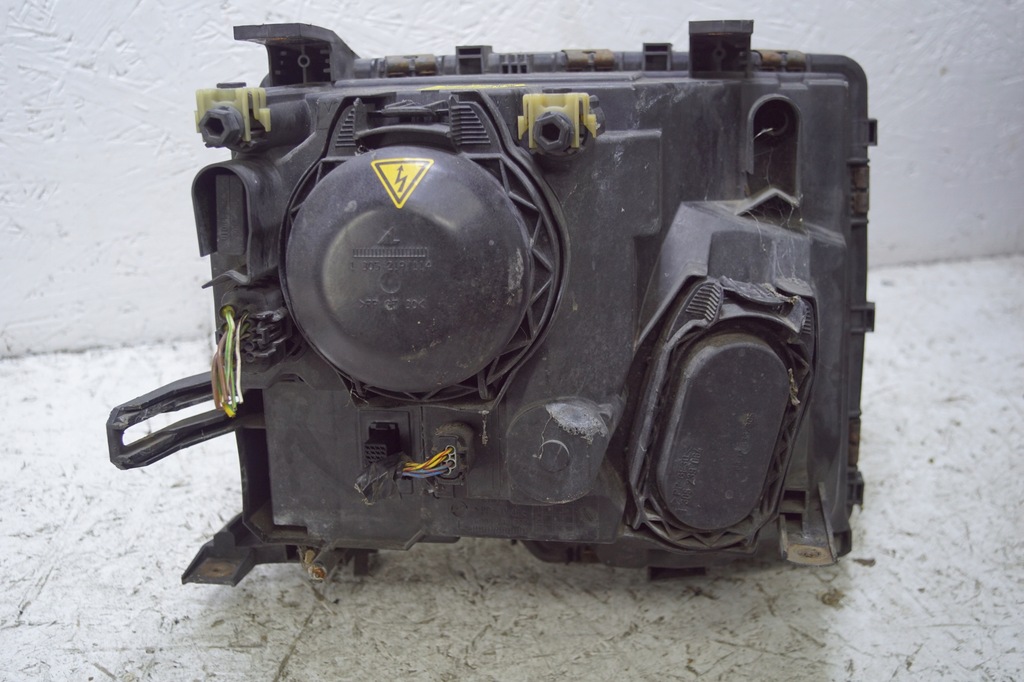 фото №7, Лампа левый перед land rover vogue l322 ксенон