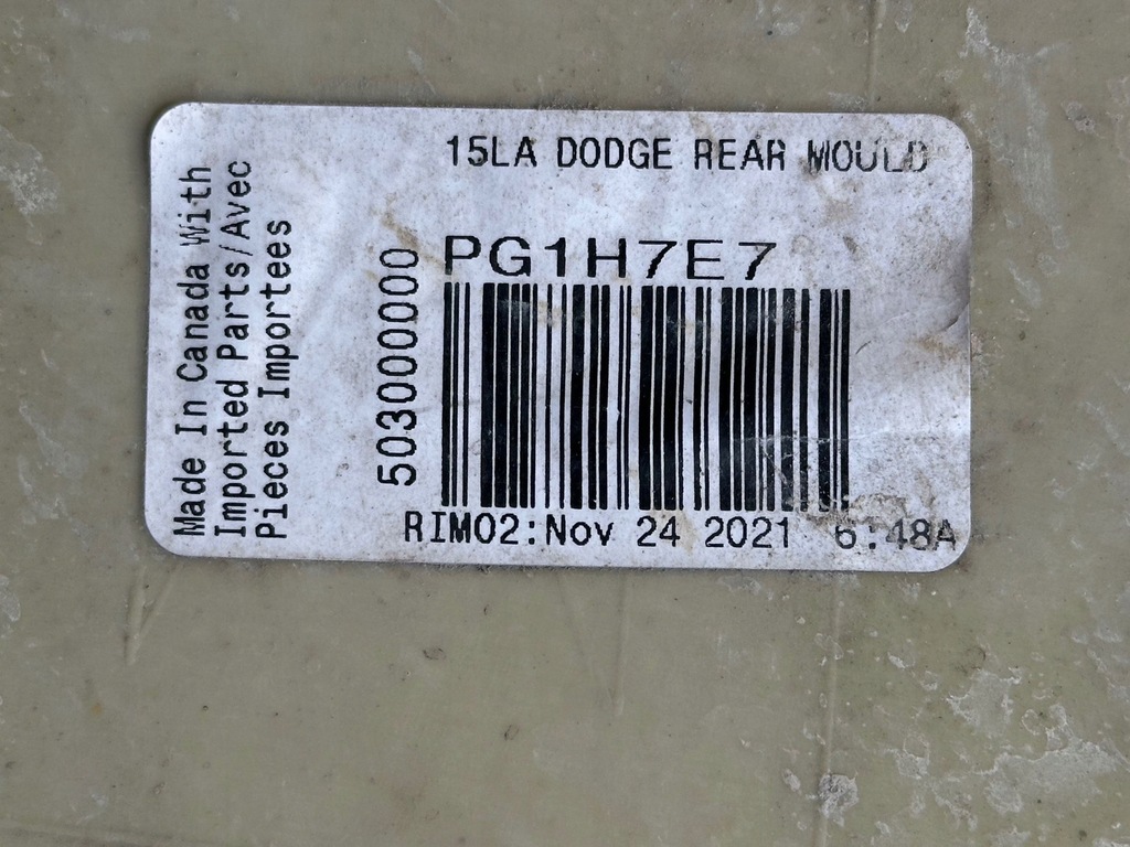 фото №12, Dodge challenger 2021 бампер задній