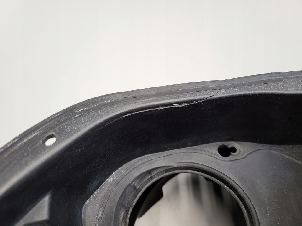 фото №5, Bmw f33 4 заливная горловина топлива крышка заливной топлива корпус