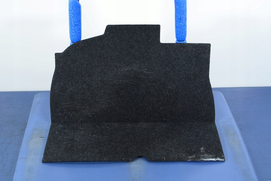 фото №1, Toyota yaris ii обшивка багажника малый