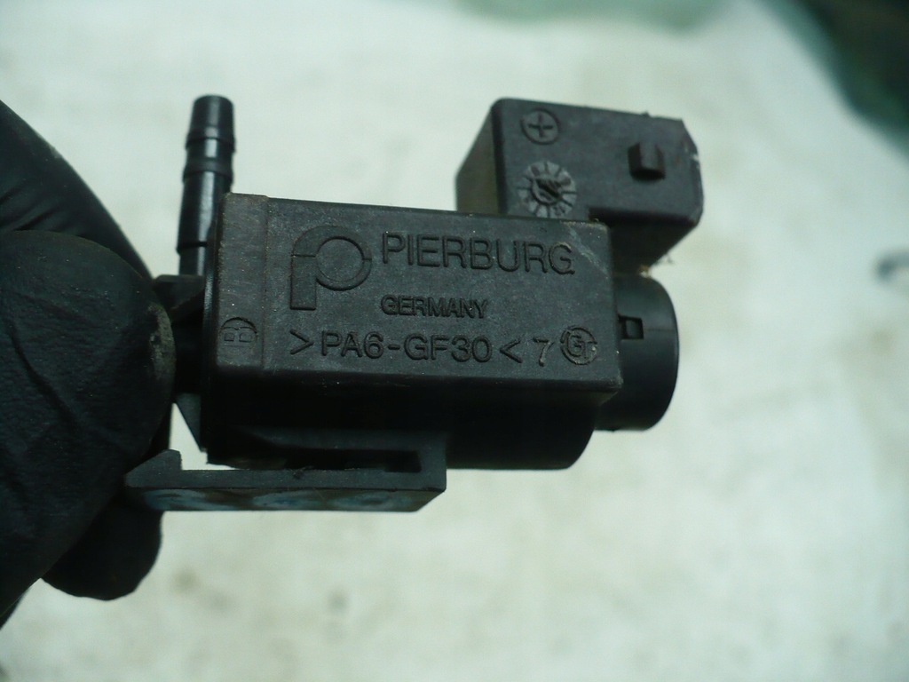 фото №4, Клапан вакуумa оригинал 7810831 mini countryman r60