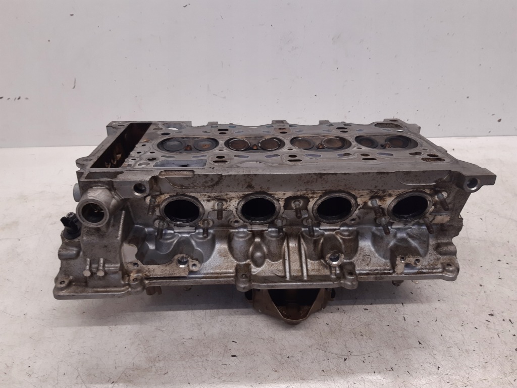 Головка справна 7559168 bmw e81 Недорого