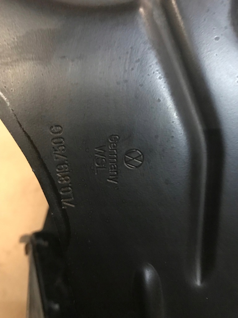 фото №9, Audi q7 4l кронштейн кронштейн webasta 7l0819750g