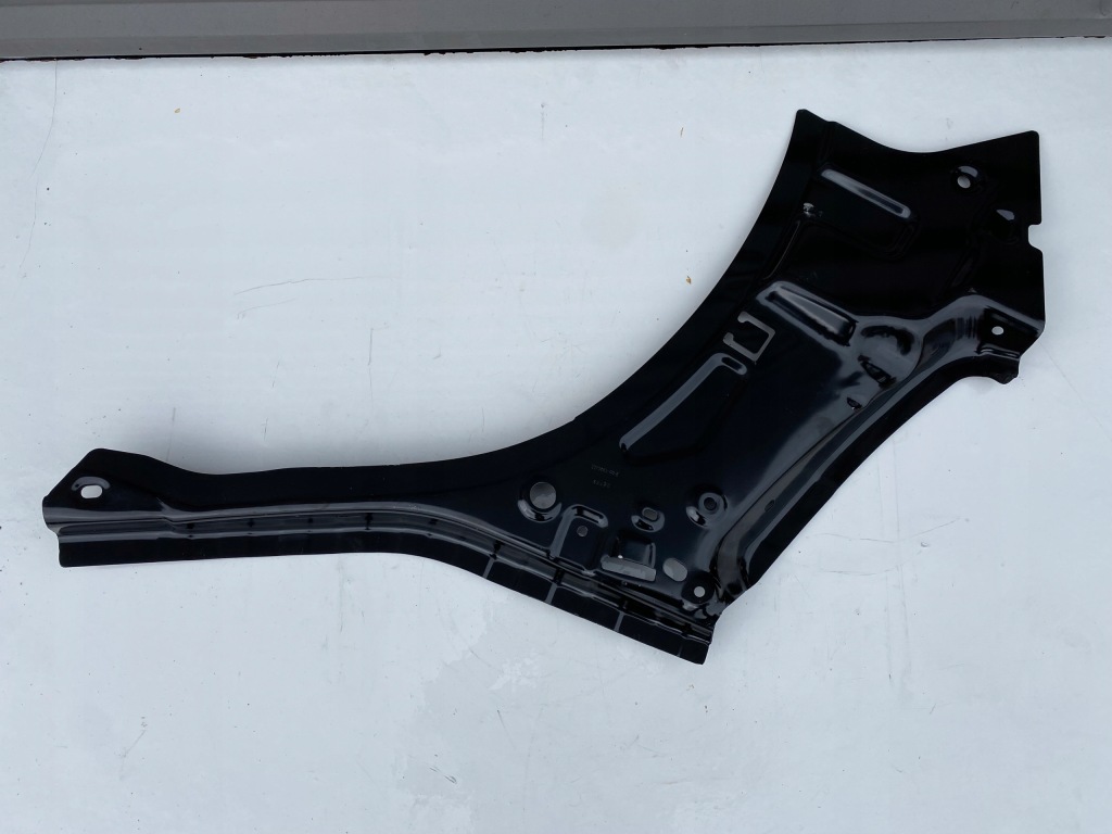 Купить 1073851-00-c tesla 3 обшивка левая новая