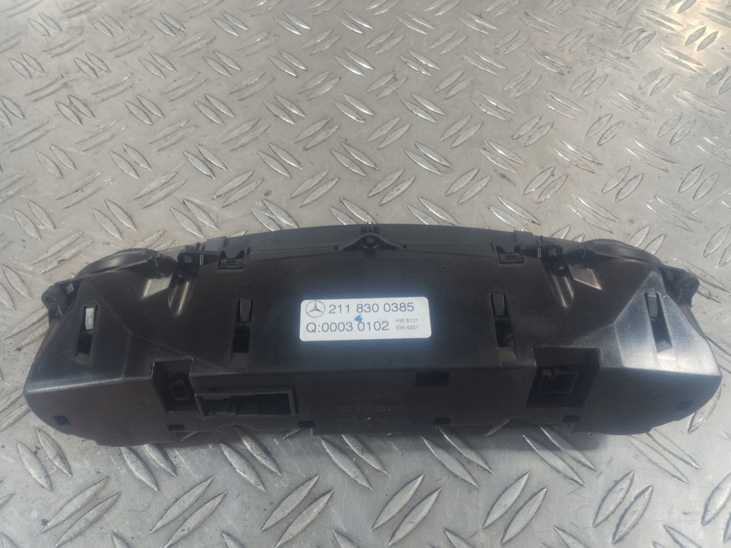 фото №6, Mercedes e w211 02-06 панель кондиціонера 2118300385