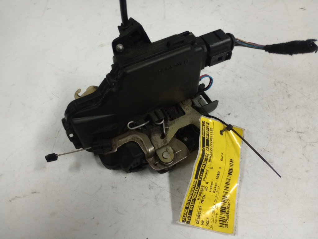 фото №7, Vw golf 1999 замок дверь 8 pin 1j0973714 1j3837085 europa