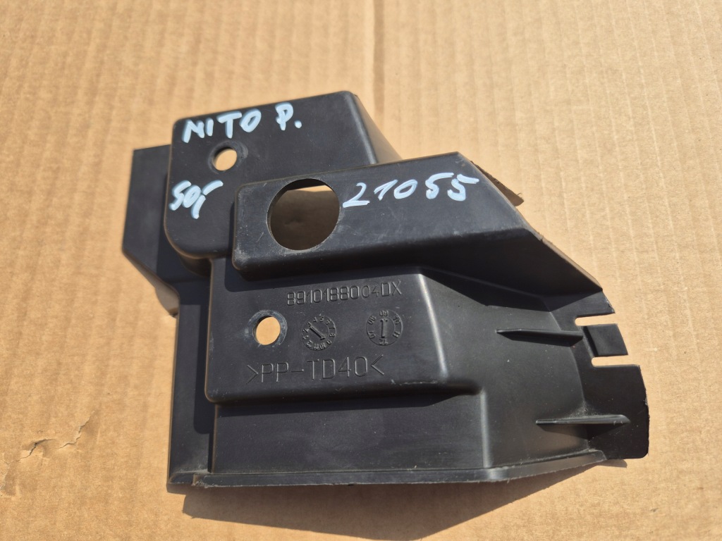 фото №1, Alfa romeo mito напрямна лампи правої. кронштейн. 100%