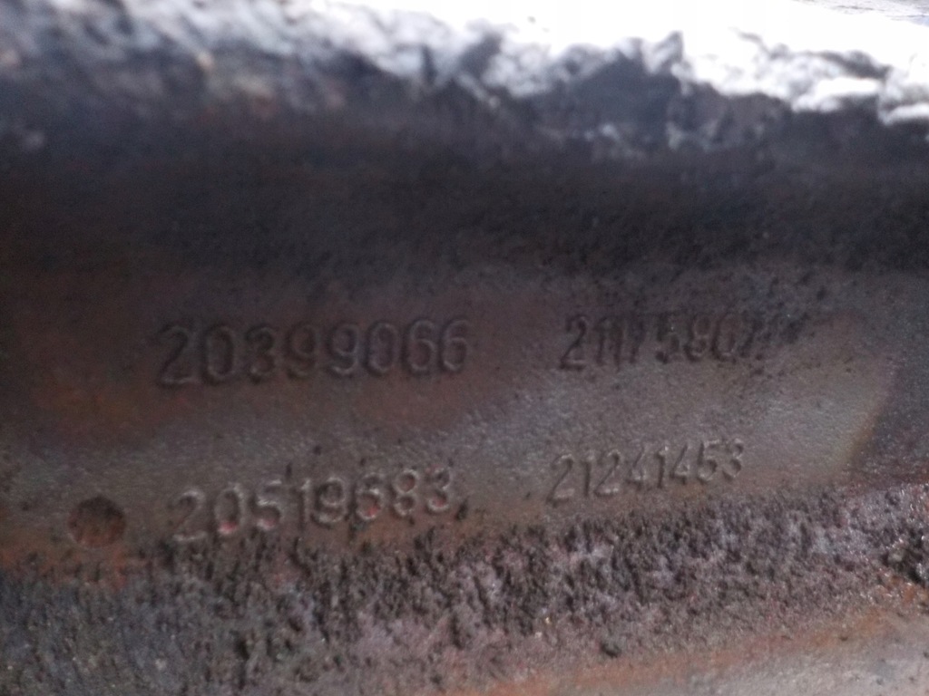 фото №5, Поворотный кулак рессоры 20399066 2117596 volvo fh / fm