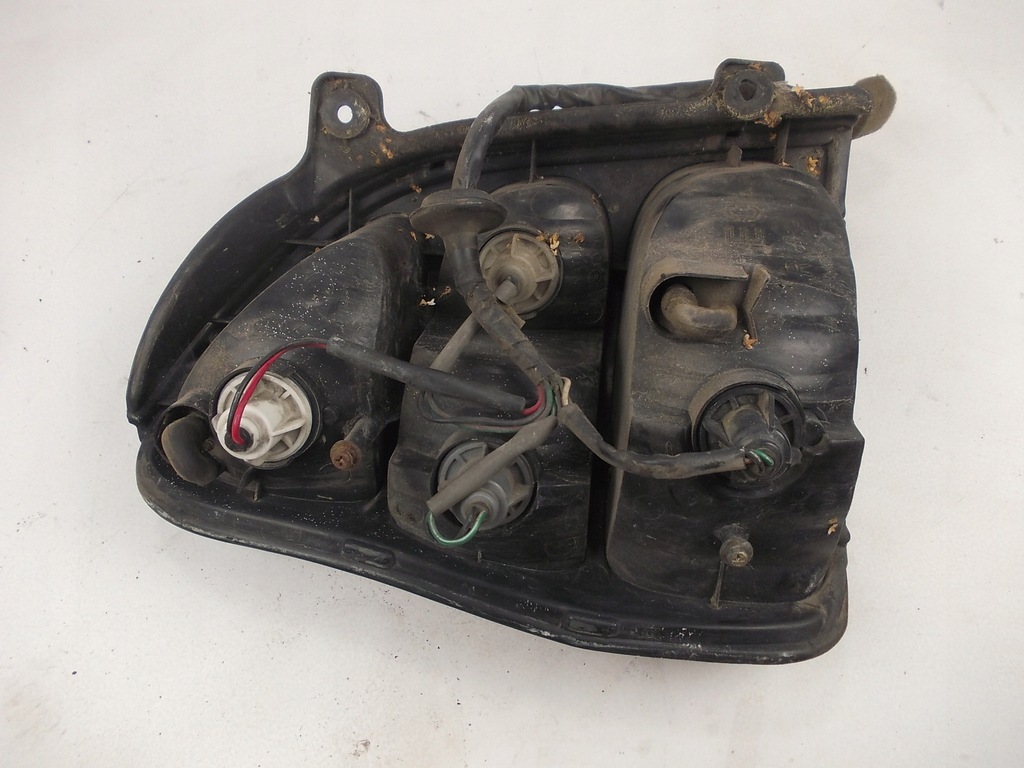 фото №8, Лампа задня kia carnival 2,9 tdi 2,9 td