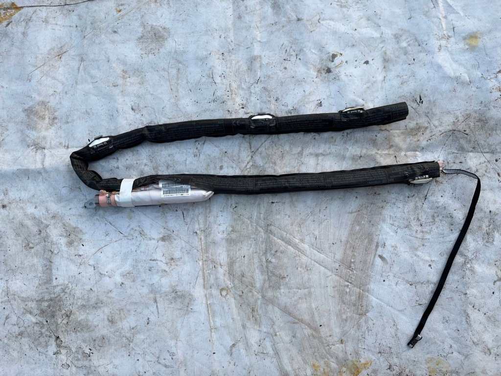 фото №1, Шторка безпеки повітряна права citroen c4 picasso ii 9800483180