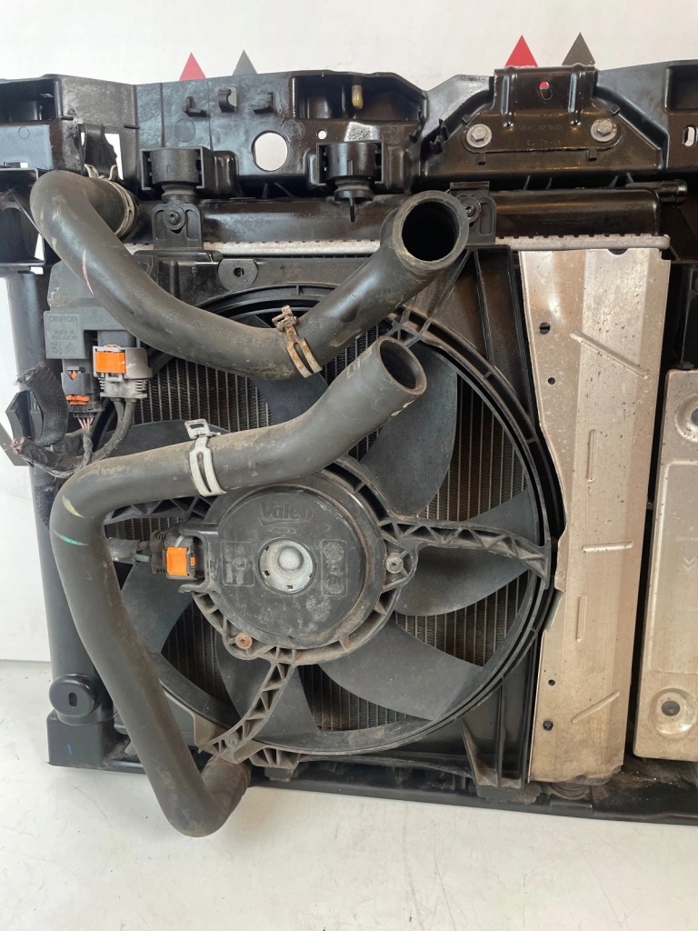 фото №10, Pas передній радіатор вентилятор peugeot 208 i 1.2 бензин