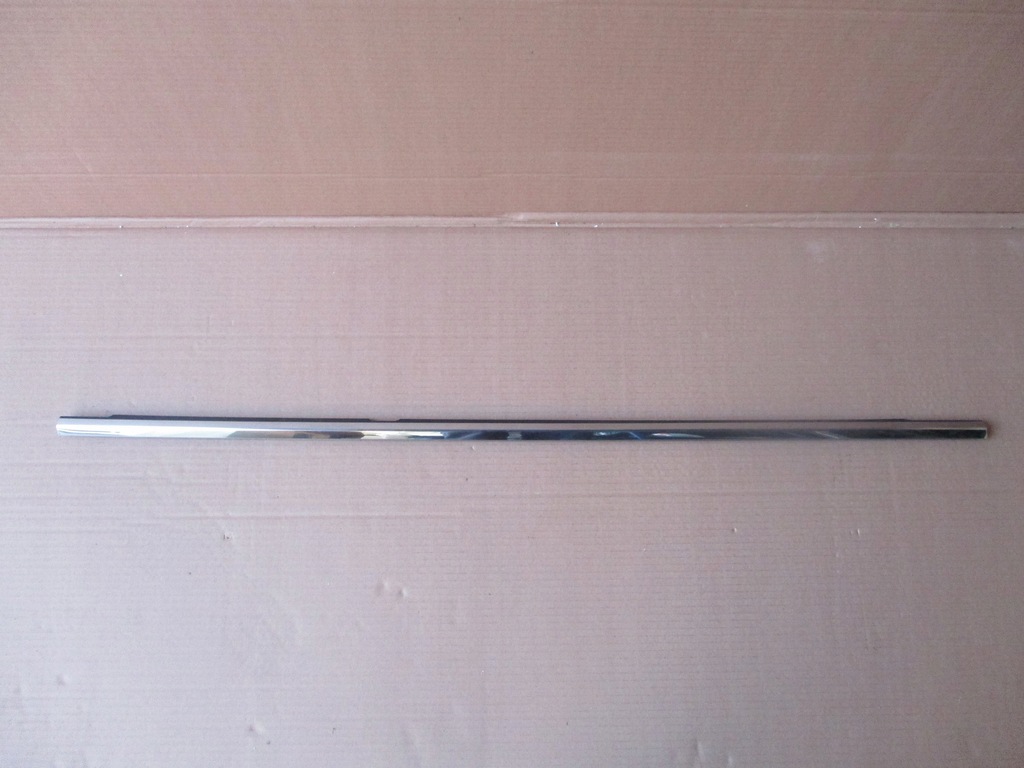 фото №1, Молдинг уплотнитель правая задняя renault espace v