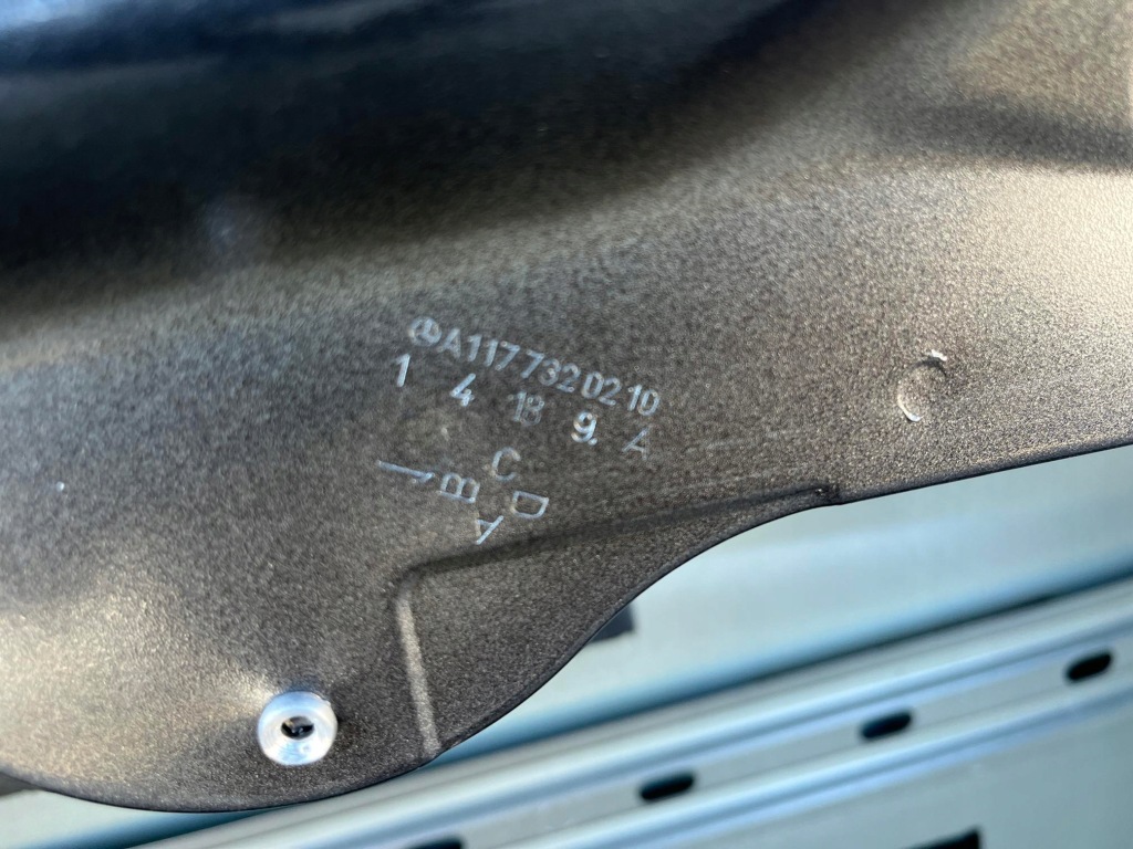 Дверь правое  задняя правая  задняя mercedes cla 117 w117 2013 - в Украине