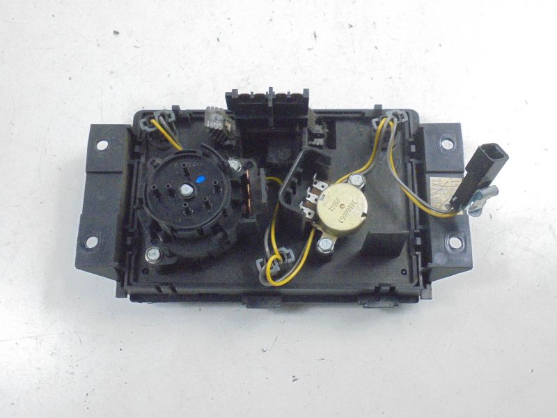 фото №6, Chevrolet blazer s10 панель обдув 16166663