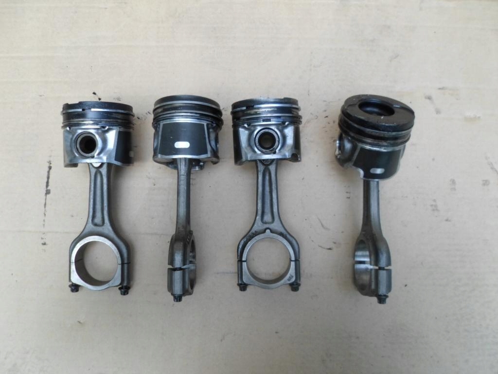 фото №1, Поршень peugeot 206 207 citroen c2 c3 1.4 hdi 8hz