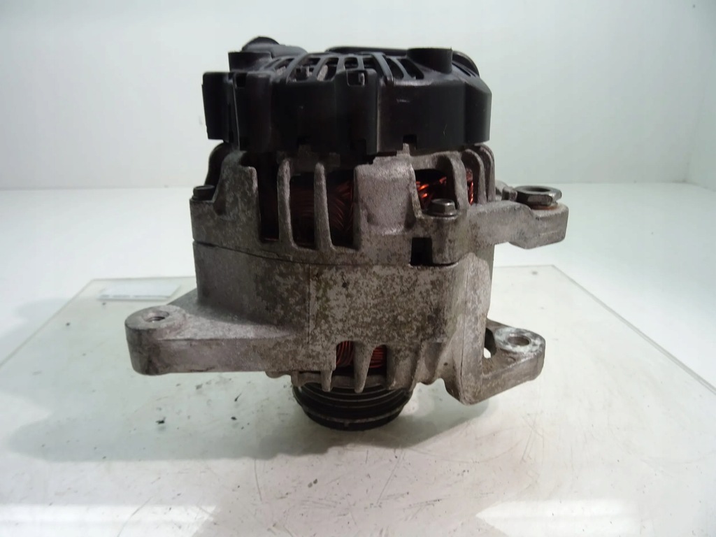 фото №1, Kia ceed генератор 37300-04070