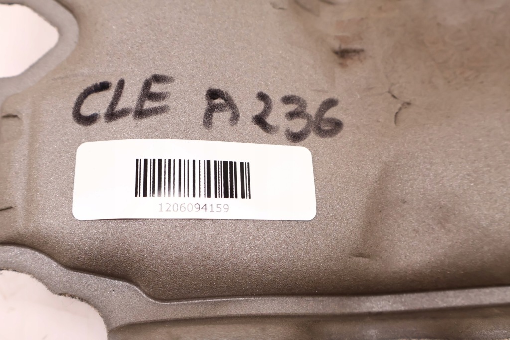 Mercedes-benz cle a236 шумоізоляція a2542265900 Недорого