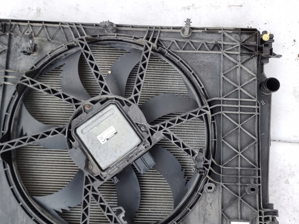 фото №8, Toyota sienna 2.5 hybrid xl40 xse радіатор вентилятор модуль комплект 2022-