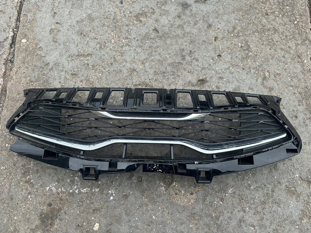 фото №1, Kia ceed iii решётка радиатора решетка радиатора 86351-j7db0 86350-j7db0