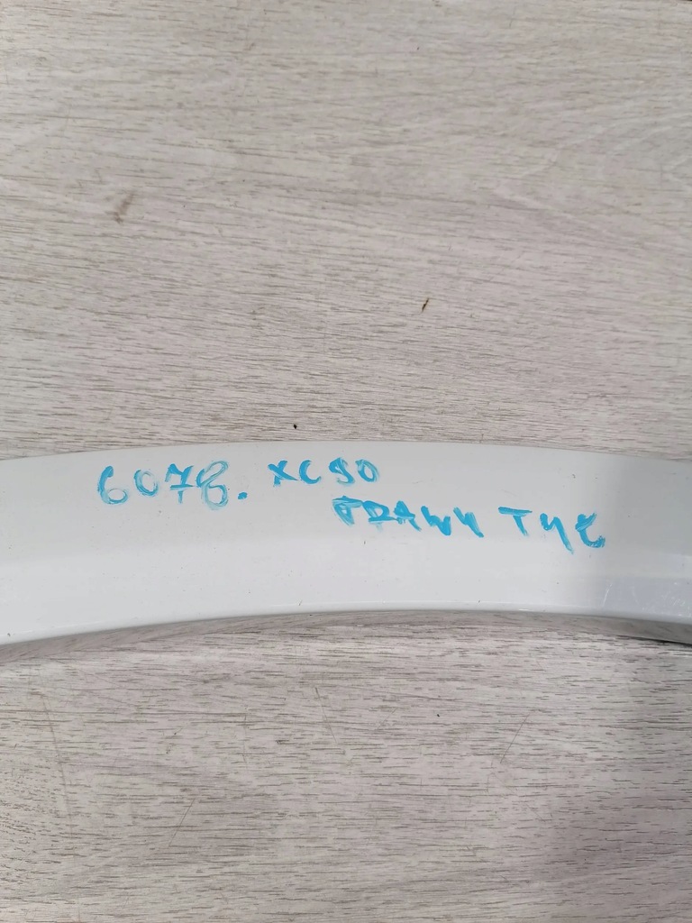 фото №12, Volvo xc90 молдинг крыло правый задняя 31378165