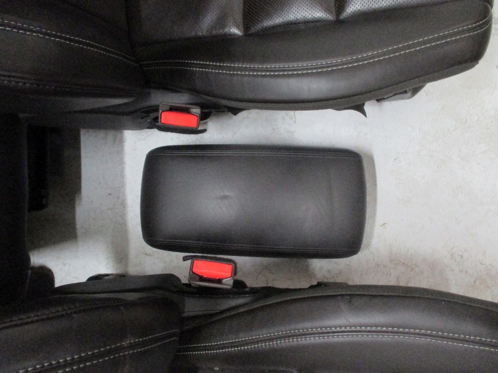 фото №7, Оббивка шкіра сидіння jeep grand cherokee wk2