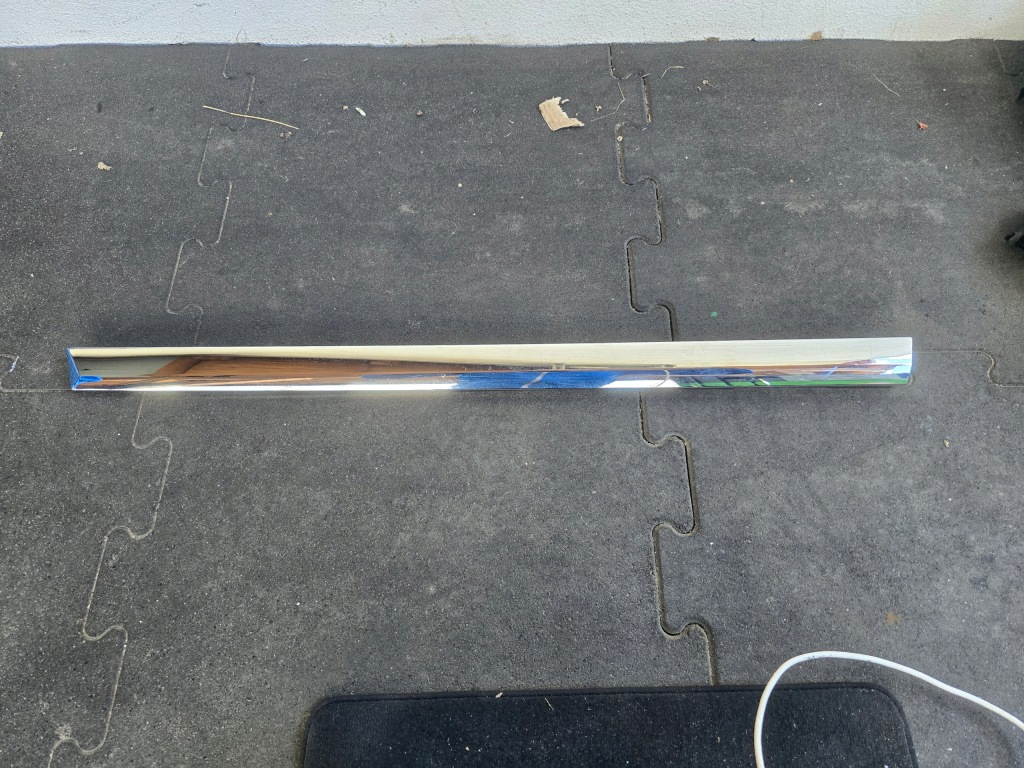 фото №1, Молдинг дверь правый задняя хром bmw x7 g07 7428710