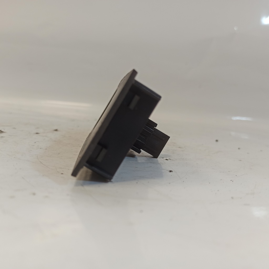 фото №6, Skoda fabia iii панель перемикач вікон правий перед 6v1867172 5ja959855a